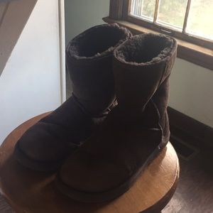 Brown ugg boots